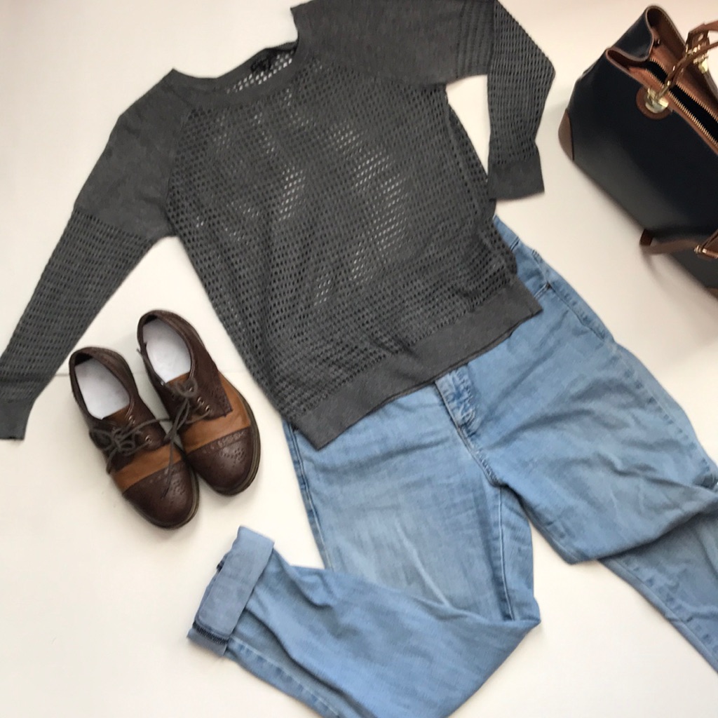 22000 Express Sweater